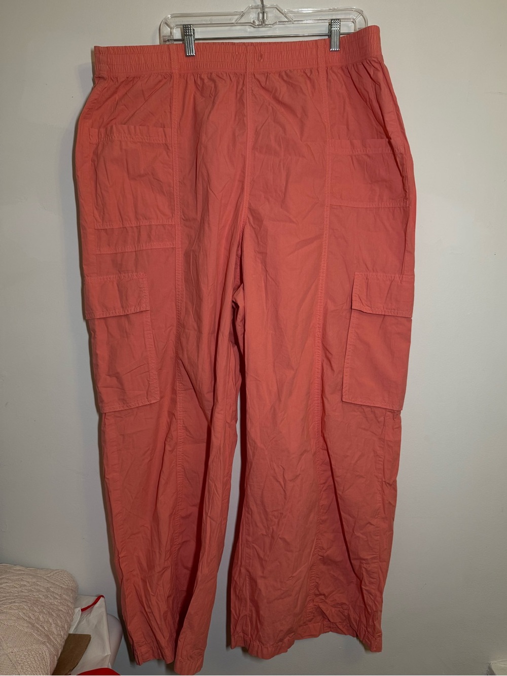 FLAWED * aerie | Coral Elastic-Waist Cargo Pants